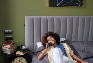 How to Record a Chat Line Greeting Message image